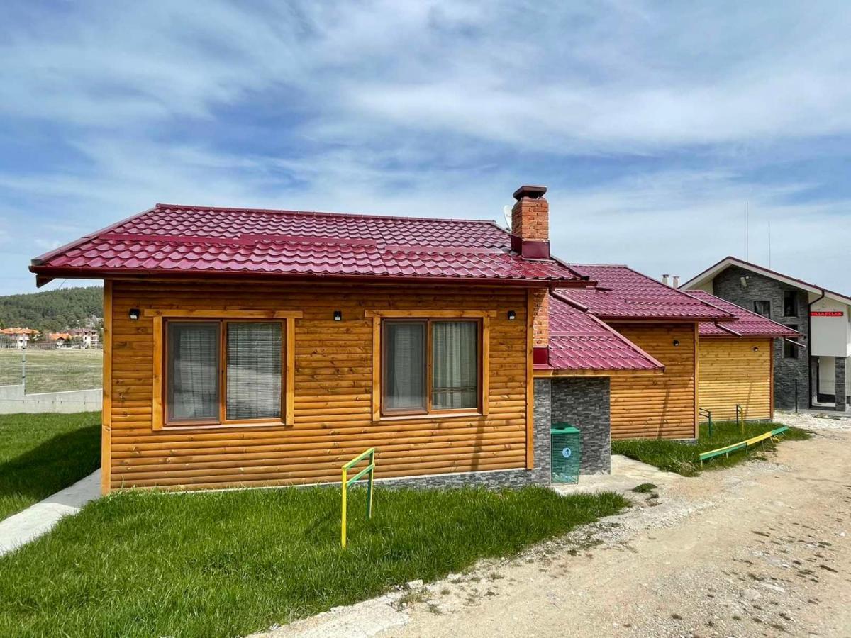 Vila Къщи Мaхони Cigov Čark Exteriér fotografie