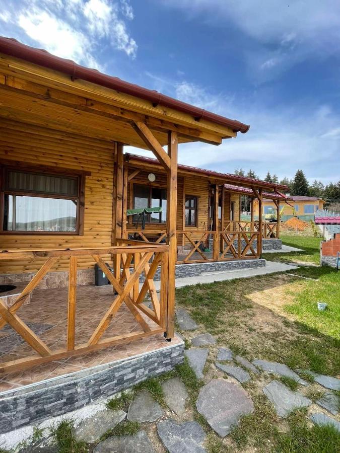 Vila Къщи Мaхони Cigov Čark Exteriér fotografie
